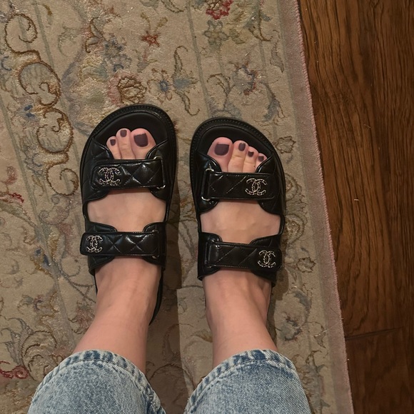 Channel newest edition dad sandals - Picture 3 of 5